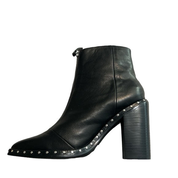 Solsana Black Studded Boots NEW Size 9-9.5 - Picture 1 of 7